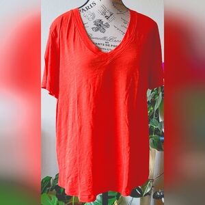 LOFT Short Sleeve V-Neckline Classic T-Shirt - XL